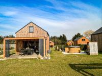 Modern house with private hot tub - B&B Kołczewo