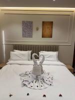 King Room with Mountain View