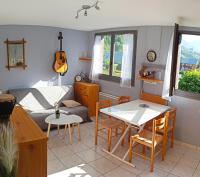 Studio Allemont ALPE D'HUEZ gd domaine tt equipe - Chambres d’hôtes Allemond