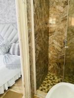 Chambre Double - Vue sur Piscine