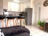 Sea Breeze Manor - Gold unit - B&B East London