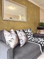 Sea Breeze Manor - Gold unit - B&B East London