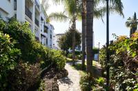 Appartamento con 2 Camere da Letto e Balcone