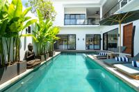 Villa Tiwi - Luxury 4BR Villa in Nyanyi, Walking Distance to the Beach - Chambres d'hôtes Semege