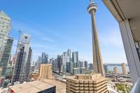 CN Tower Lake view 2 bedrooms DOWNTOWN- Free Parking - B&B Toronto
