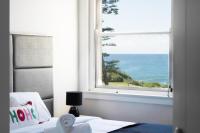 Ocean & Beach View 1 Bedroom Apartment in Maroubra - B&B