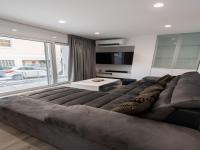 Charming 2 Bedroom House in Iraklio, Greece - B&B Athens