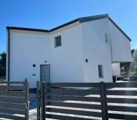 Apartments Anmalu with Jacuzzi - B&B
