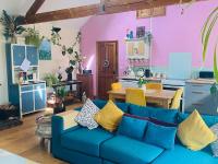The Clock House Hideaway - B&B