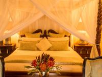 Lake View Honeymoon Suite