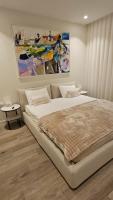 One-Bedroom Apartment with Garden View