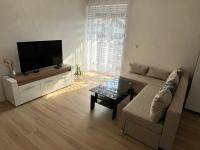 Apartamento de 2 dormitorios con balcón