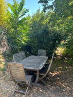 Charmant Studio au calme avec parking privé à 5min du centre ville - Bed and Breakfast Digne-les-Bains