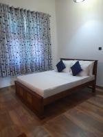 Airport A4 Villa - by A4 transit Hub- Free pickup & drop 24h,7 - B&B