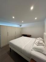 Moderno appartamento a Tenero - Bed and Breakfast