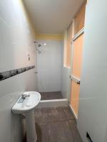 Appartamento con 4 Camere da Letto e Balcone