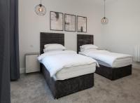 Dwell Living Luxurious 5BD House Central - Chambres d’hôtes Sunderland