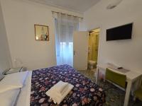 Camera Matrimoniale/Doppia con Letti Singoli con Bagno Privato