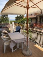 Casa con giardino e terrazzo - B&B Albinia