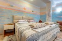 King Studio with Sofa Bed