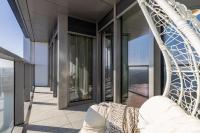 BNB Eurovea Tower Retreat - B&B