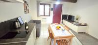 Maison de village centre ville 2 chambres - Ferienwohnung Sérignan