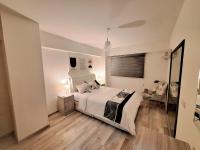 Abstract by the Sea - Ferienwohnung Larnaka