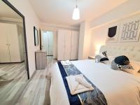 One-Bedroom Apartment - Non-Smoking