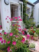 Sea Rose Cottage with Hot Tub - Chambres d’hôtes Dido Valley