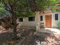 Entire house, space and comfortable - Bed and Breakfast Caacupemí
