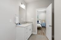 NEW Youngsville Escape KING Beds Cajun Luxury WiFi - Chambres d'hôtes Youngsville