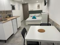 Studio centre historique Port La Ciotat - Le 25B Piroddi - B&B