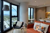 Sky One Harmony - Ferienwohnung Box Hill