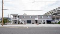 All-New 3 bedroom in Ocean City Sleeps 10 - Chambres d’hôtes