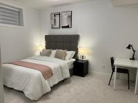 Cozy home away from home - B&B Calgary