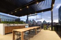 Alfred & Turner Apartments, Luxury 2 Bedroom Condos in the heart of the Valley - Chambres d'hôtes Brisbane