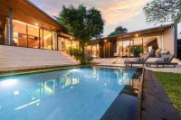 De Prestigio Villa Berawa - B&B Canggu