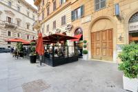 Parrotshouse - B&B Roma