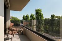 Two-Bedroom Deluxe Apartment with Balcony