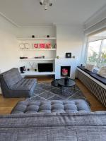 Très beau penthouse avec terrasse - Place Albert - Ferienwohnung