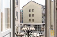 One-Bedroom Apartment with Balcony - Via Watt 1