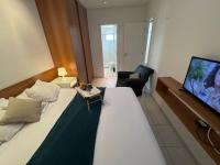 Apartment mit 4 Schlafzimmern und Poolblick