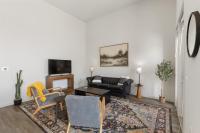 Luxury Townhouse-Style Apartment HGV 1022 - B&B Austin