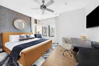 The Hawkins House - Walk to Gulch, Rooftop views! - Chambres d'hôtes Nashville