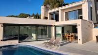Beachfront villa - comfort and breathtaking views - B&B