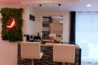 Loveroom de charme avec jacuzzi et sauna - B&B
