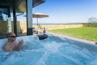 2 Trem Y Mor - Bed and Breakfast Moelfre