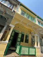Luan Heritage Surawong - B&B