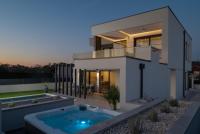 Villa Zenith with private pool and jacuzzi - B&B Bibinje
