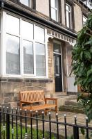 4 Bed End Terrace - sleeps 7 - Ferienwohnung